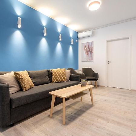 Blue Design Apartament In Magheru Bukarest Eksteriør billede