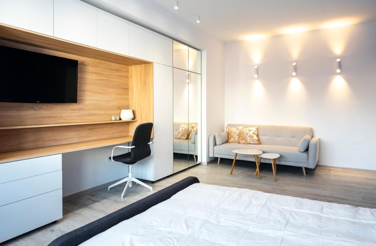 Blue Design Apartament In Magheru Bukarest Eksteriør billede