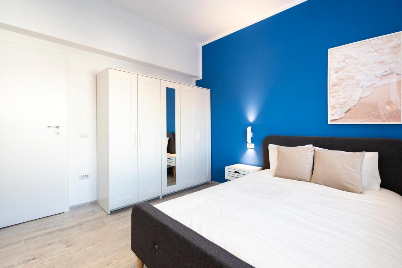 Blue Design Apartament In Magheru Bukarest Eksteriør billede