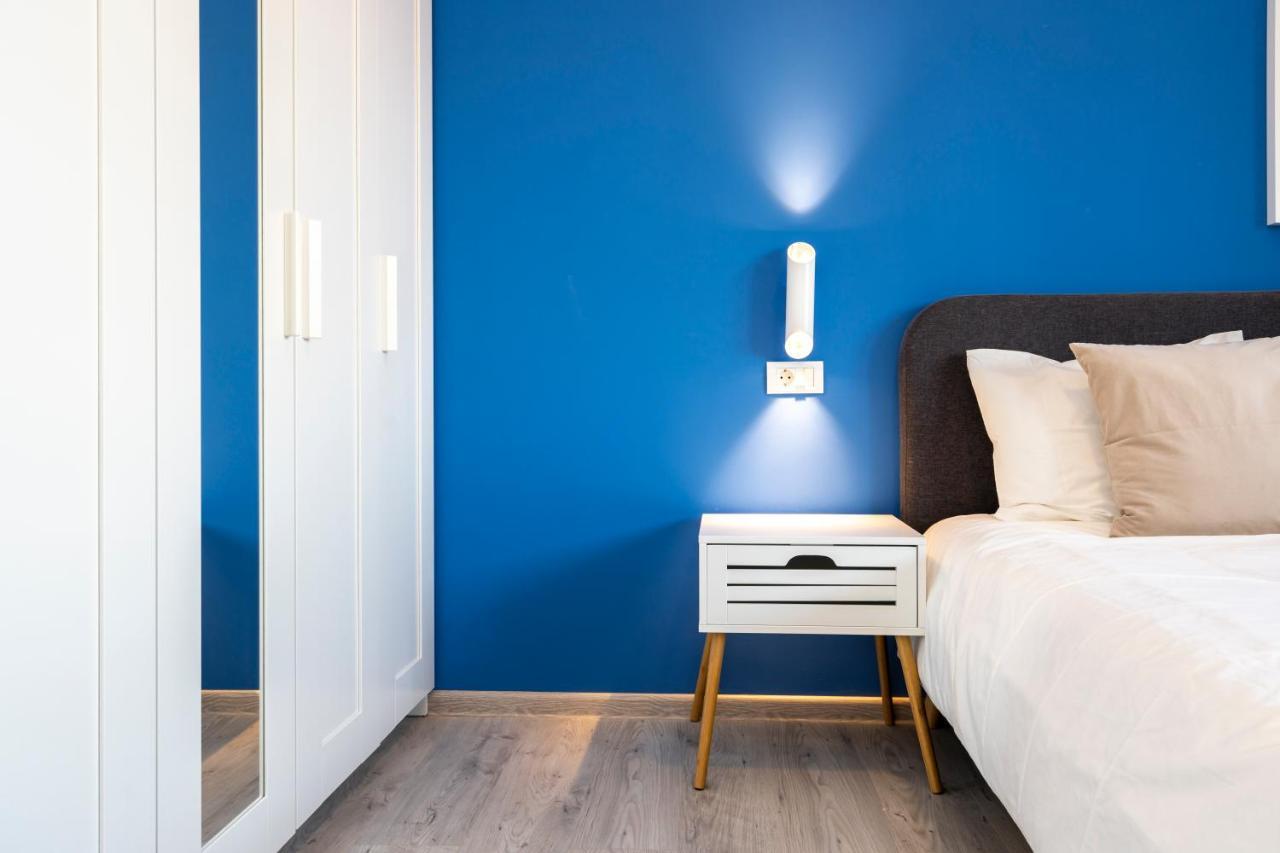Blue Design Apartament In Magheru Bukarest Eksteriør billede